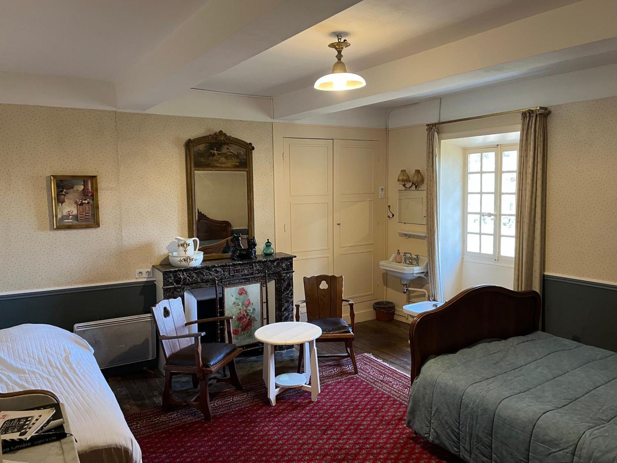 Domaine De L'Amiral Bed and Breakfast Saint-Laurent-du-Pape Εξωτερικό φωτογραφία